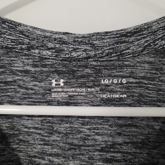 ❤️Underarmour t-shirt - Picture 2 of 4